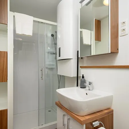 Hausboot - Floating House Sofia