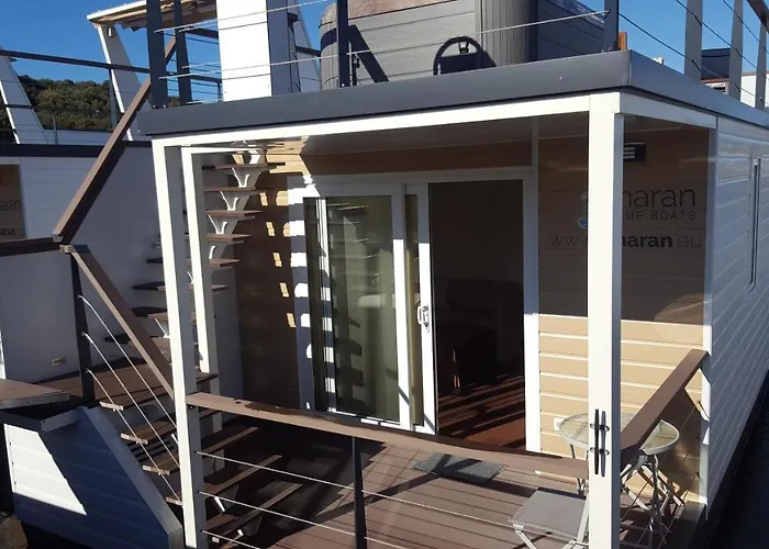 Hausboot - Floating House Sofia Båthotell Pula