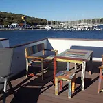 Hausboot - Floating House Sofia Póla